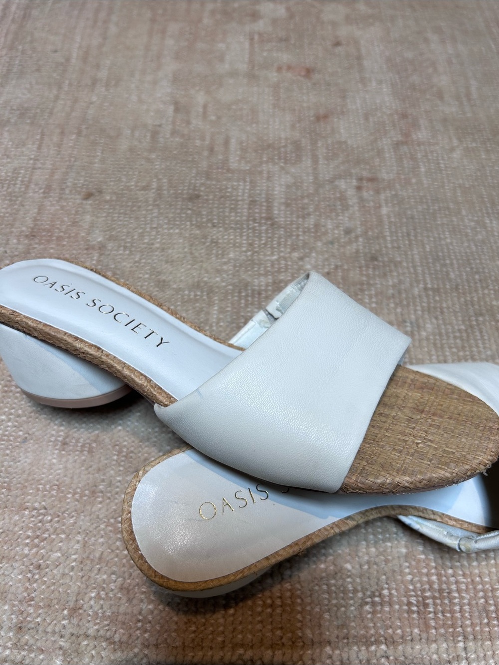 Oasis society sz 7 slide sandal